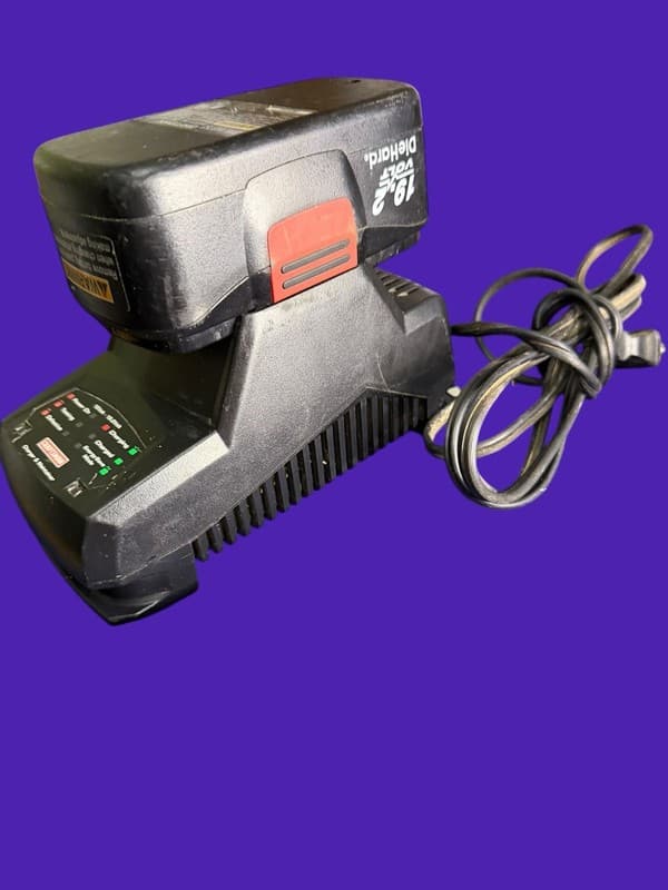 Craftsman 19.2V DieHard NiCd Battery and Multi-Voltage Charger & Maintainer Set - Image 1