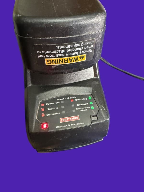 Craftsman 19.2V DieHard NiCd Battery and Multi-Voltage Charger & Maintainer Set - Thumbnail 6