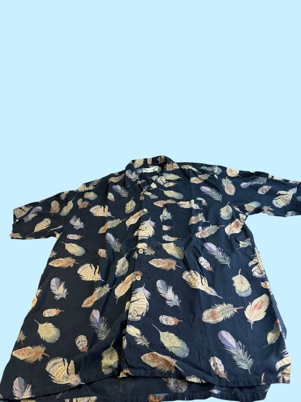Paradise Coves 100% Silk Black Feather Print Hawaiian Short Sleeve Shirt XL - Image 1