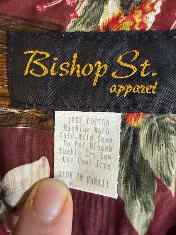 Vintage Bishop St. Apparel Men's XL Hawaiian Shirt Ukulele Floral Print Red - Thumbnail 3