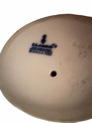 Vintage Lladró Porcelain Boy Figurine Hand Made Spain Mid Century - Thumbnail 2