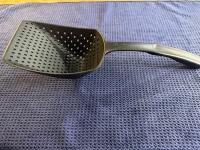 Pampered Chef Scoop N Drain #1622 Black Nylon Strainer USA Discontinued HTF - Thumbnail 3