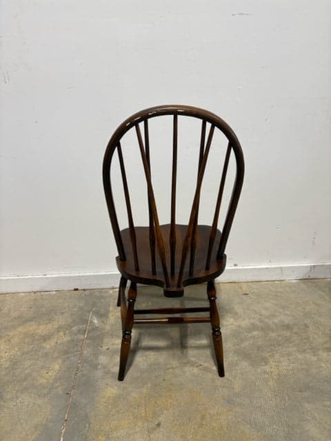 Antique Wooden Braced Bow Back Windsor Chair - Thumbnail 2