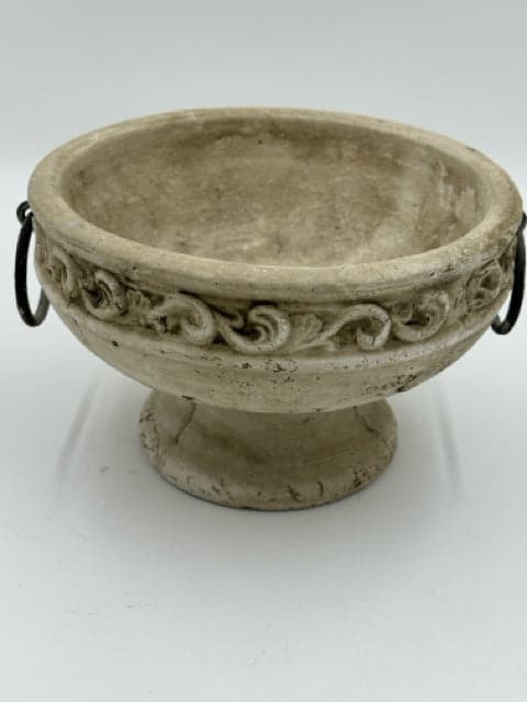 Embossed Pedestal Pot with Metal Rings - Image 1
