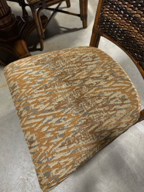 Lexington Home Round Wooden Extension Dining Table & 4 Chairs - Thumbnail 6