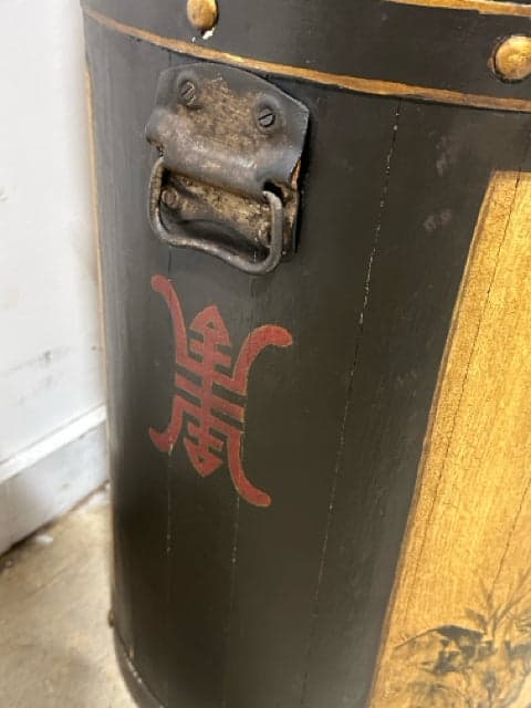 Antique Laquer Wooden Rice Barrel - Thumbnail 4