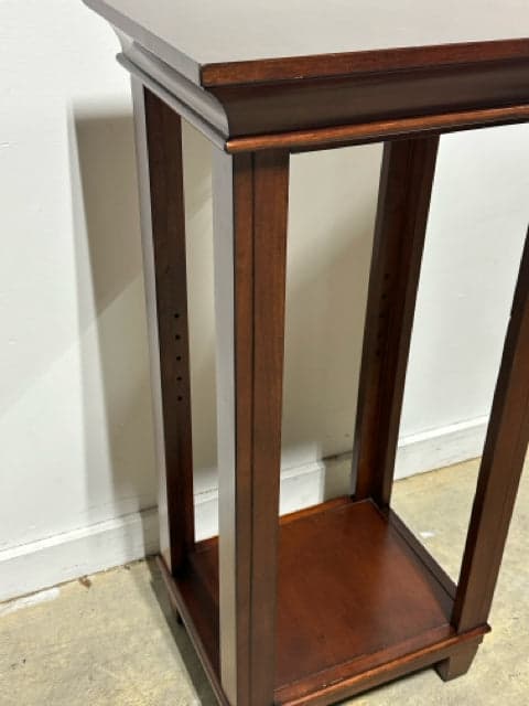 Wood Accent Table/Plant Stand - Thumbnail 2