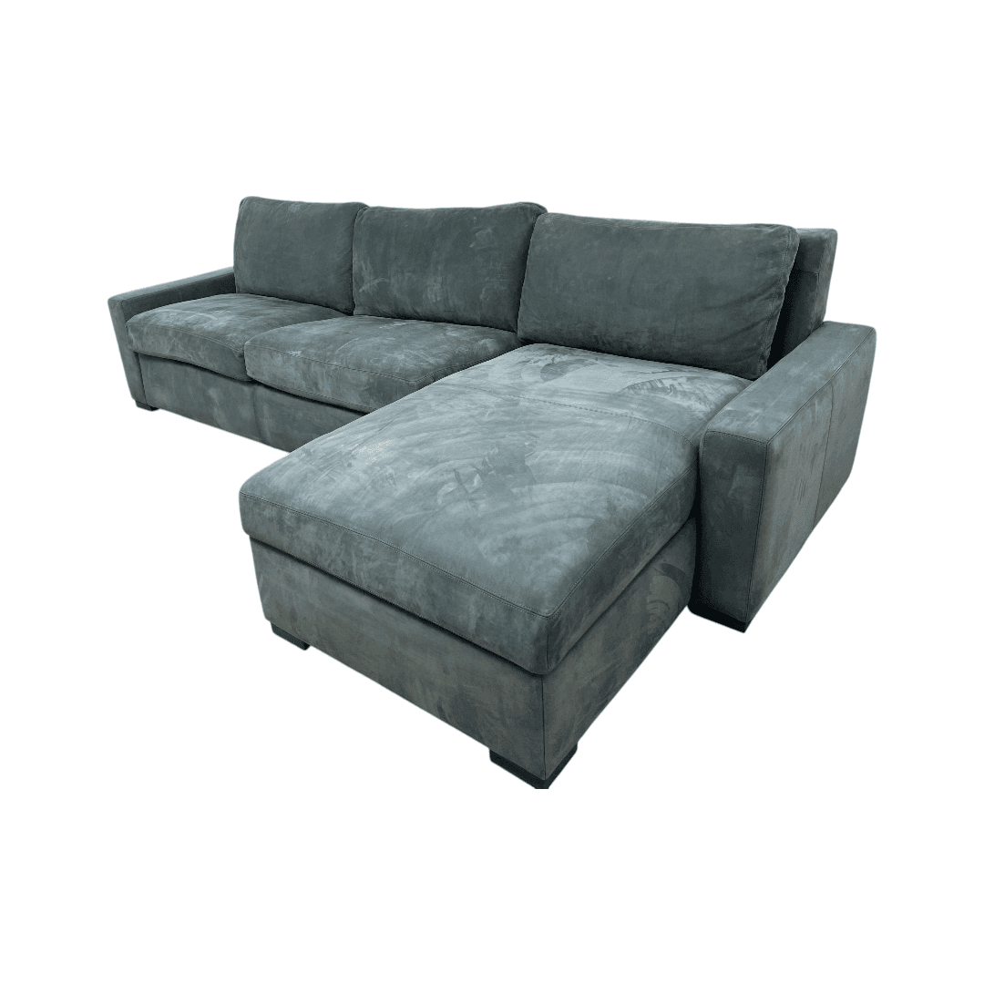 Restoration Hardware Maxwell Queen Sleeper Right-Arm Chaise Sectional Sofa in Italian Venetto Leather - Thumbnail 4