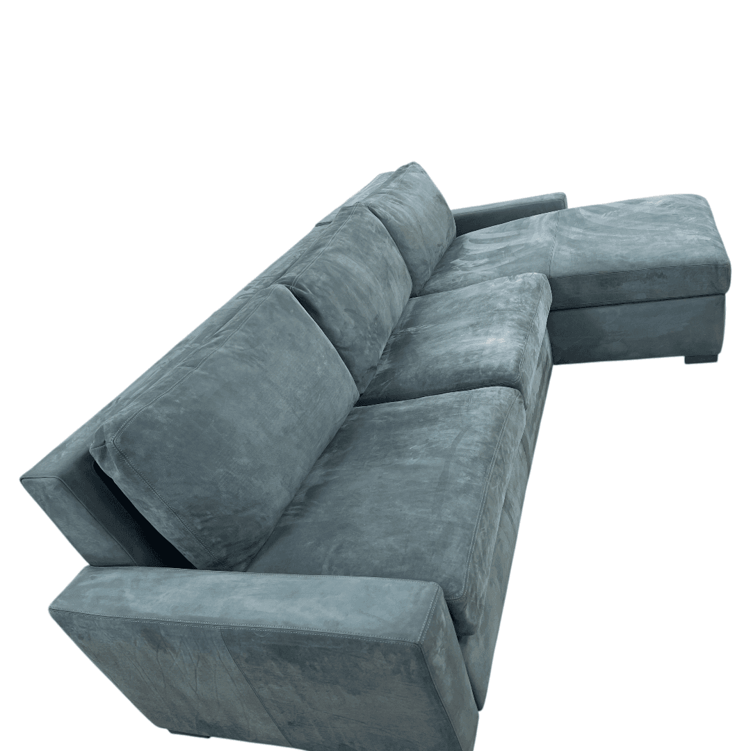 Restoration Hardware Maxwell Queen Sleeper Right-Arm Chaise Sectional Sofa in Italian Venetto Leather - Thumbnail 8