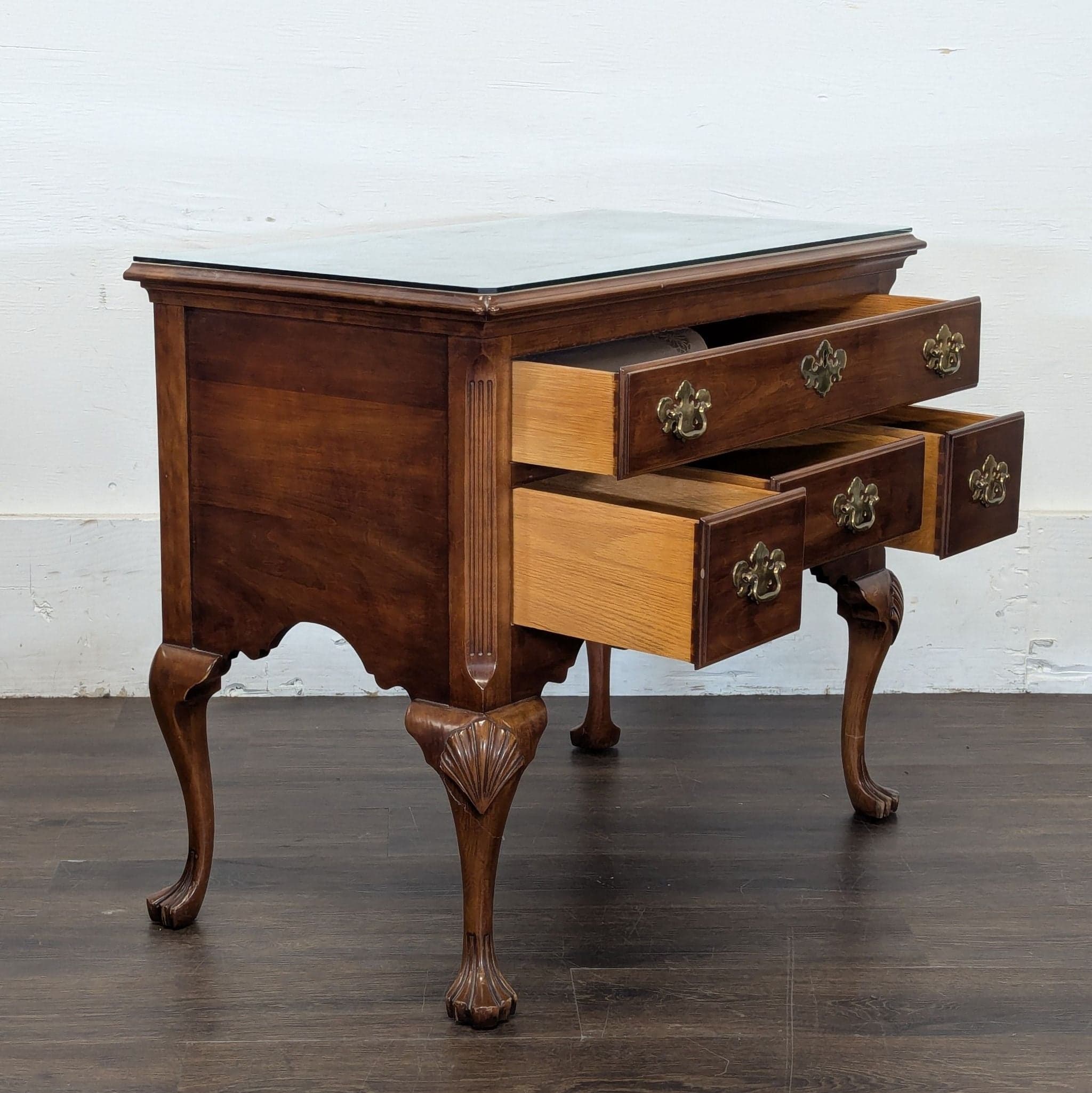 Chippendale Style Lowboy Chest - Thumbnail 2