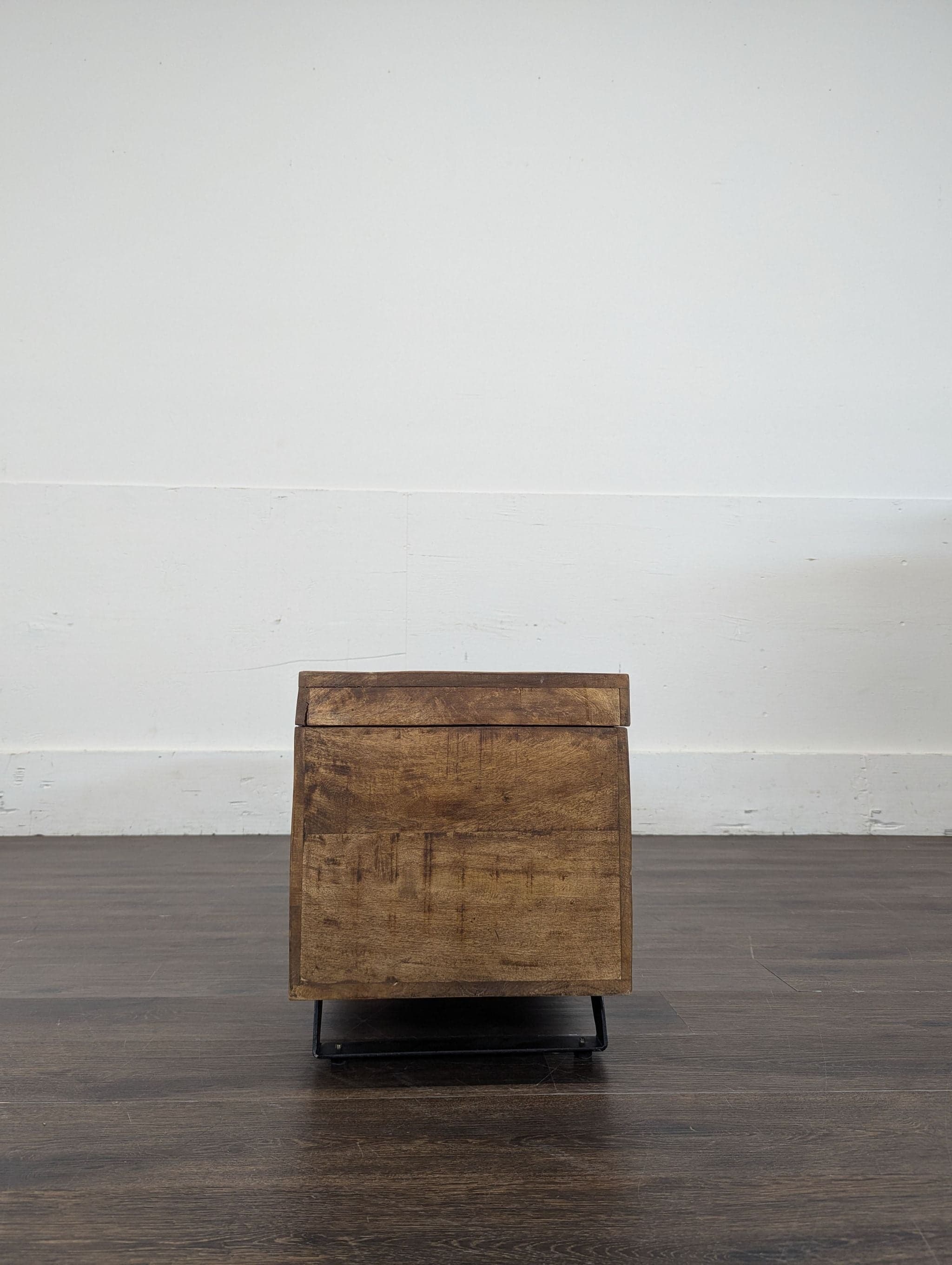 Pimberly Row Mango Wood and Iron Storage Trunk - Thumbnail 6