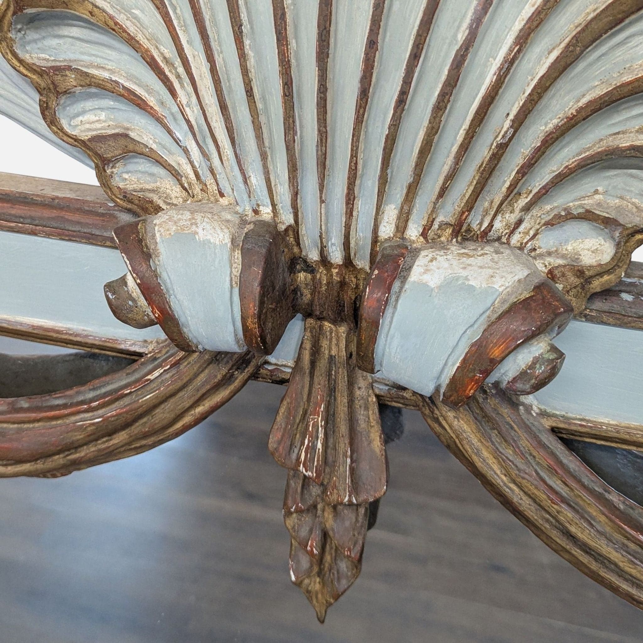 Antique Italian Carved and Gilded Mirror - Thumbnail 3