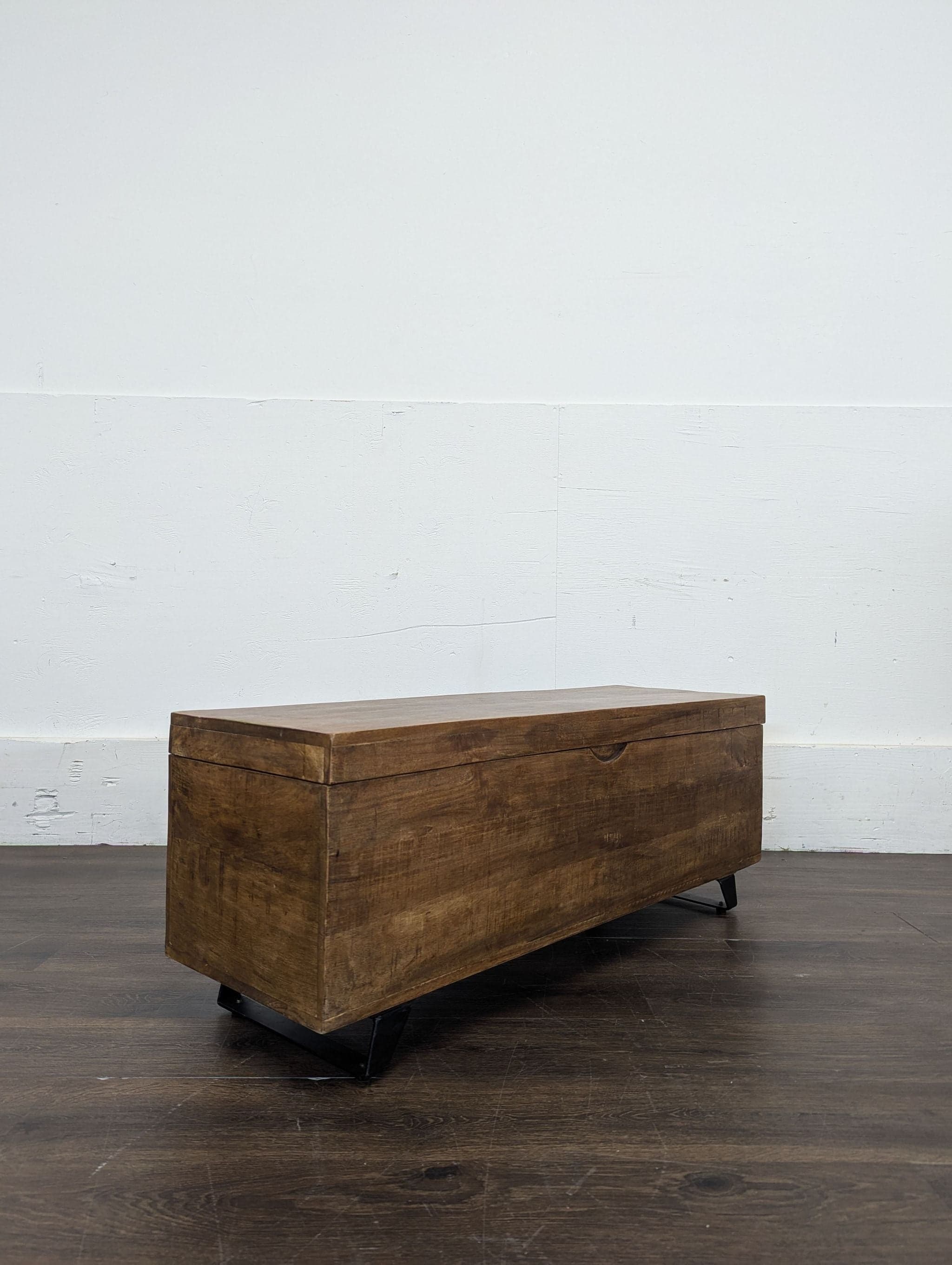 Pimberly Row Mango Wood and Iron Storage Trunk - Thumbnail 5