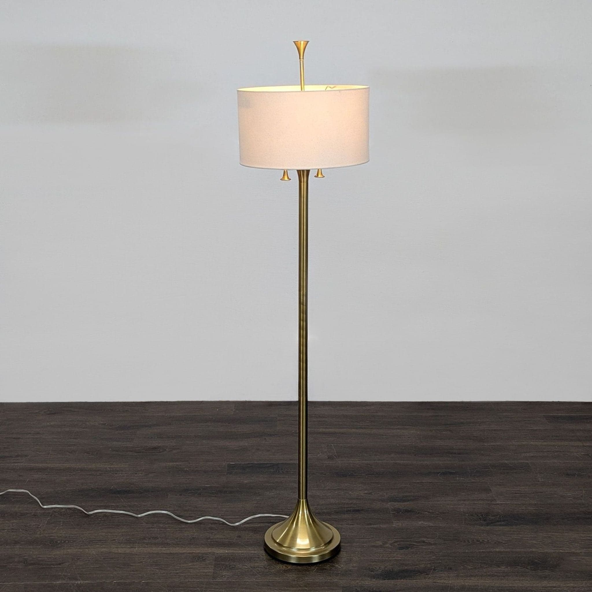 Mid-Century Modern Style Brass Floor Lamp with White Fabric Shade - Thumbnail 5