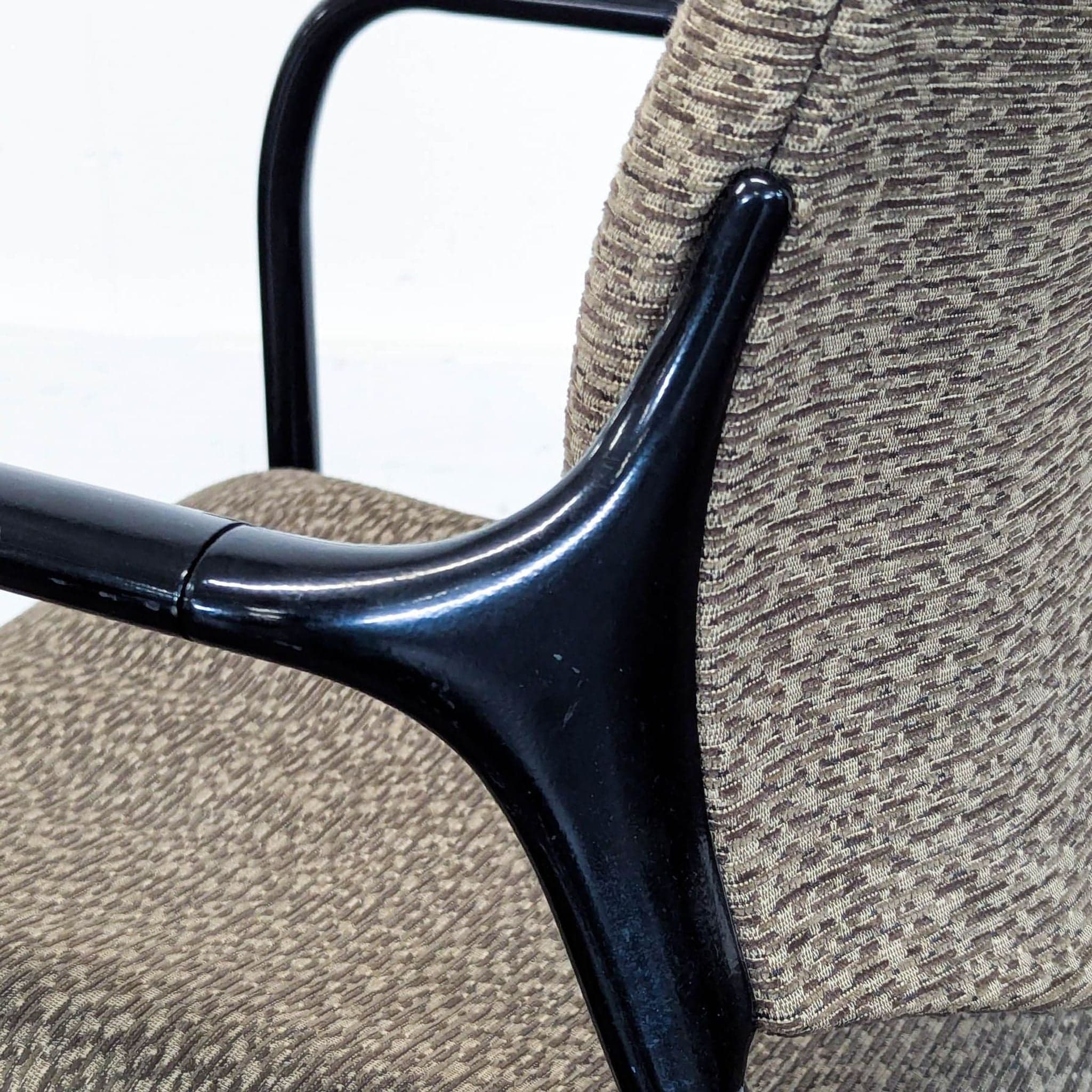 Herman Miller Aside Comfortable Office Guest Chair with Metal Frame and Armrests - Thumbnail 6