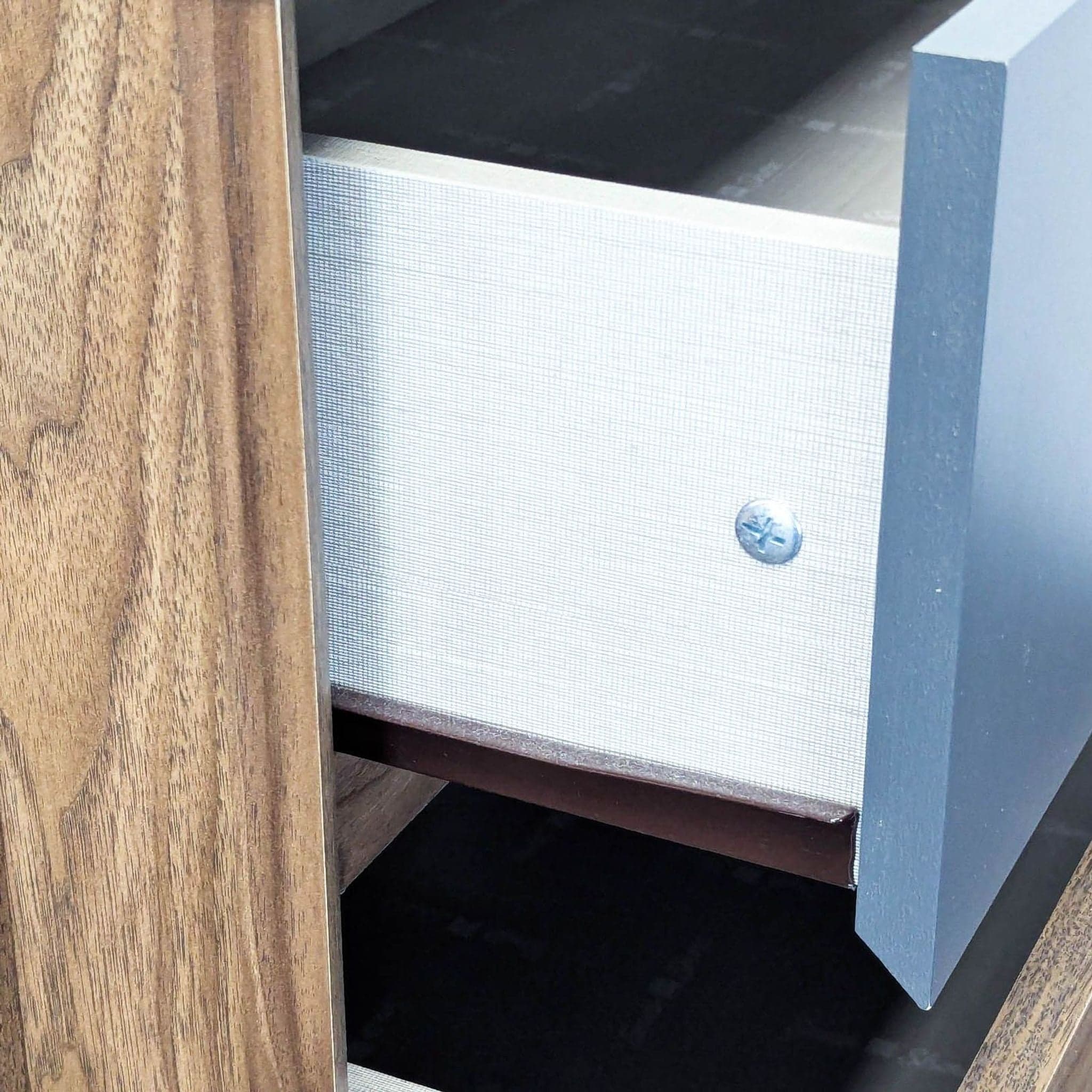 South Shore Olvyn Modern 5-Drawer Walnut Dresser with Gray Accent and Metal Legs - Thumbnail 8