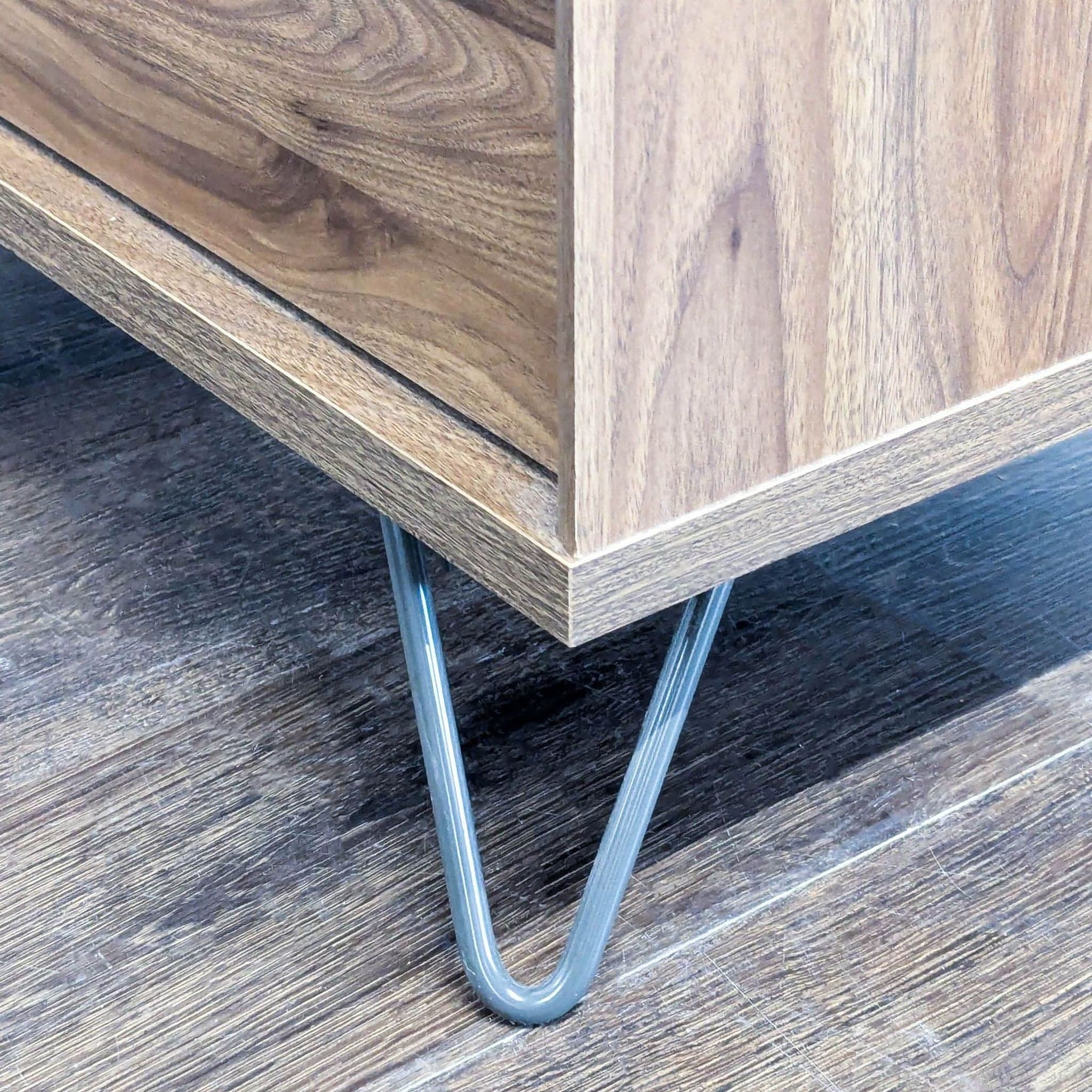 South Shore Olvyn Modern 5-Drawer Walnut Dresser with Gray Accent and Metal Legs - Thumbnail 7