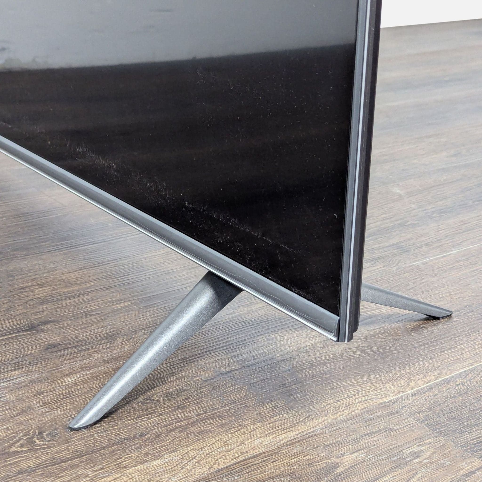 Amazon 4K Smart TV with Streaming Apps - Thumbnail 9