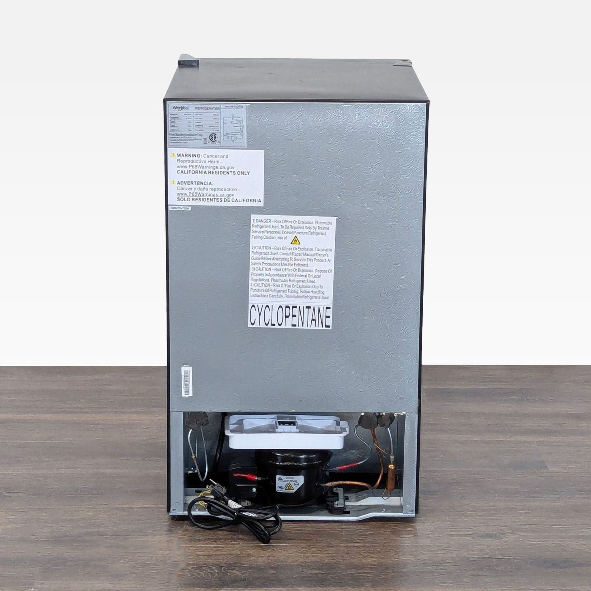 Whirlpool Compact Double Door Mini Refrigerator - Silver - Thumbnail 7