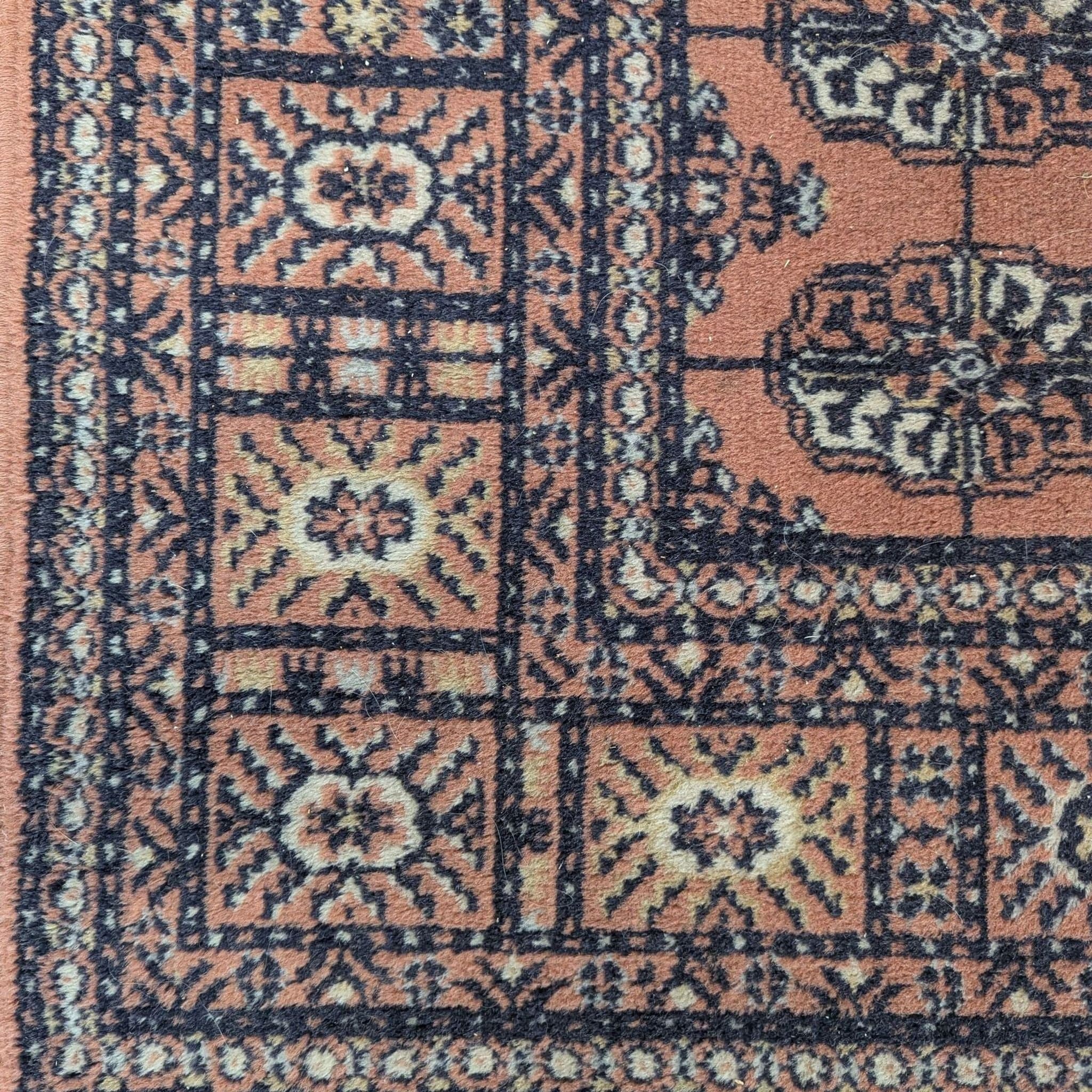 Caspian 4x6 Traditional Pattern Rug with Floral Border, Warm Rust and Black Tones - Thumbnail 8