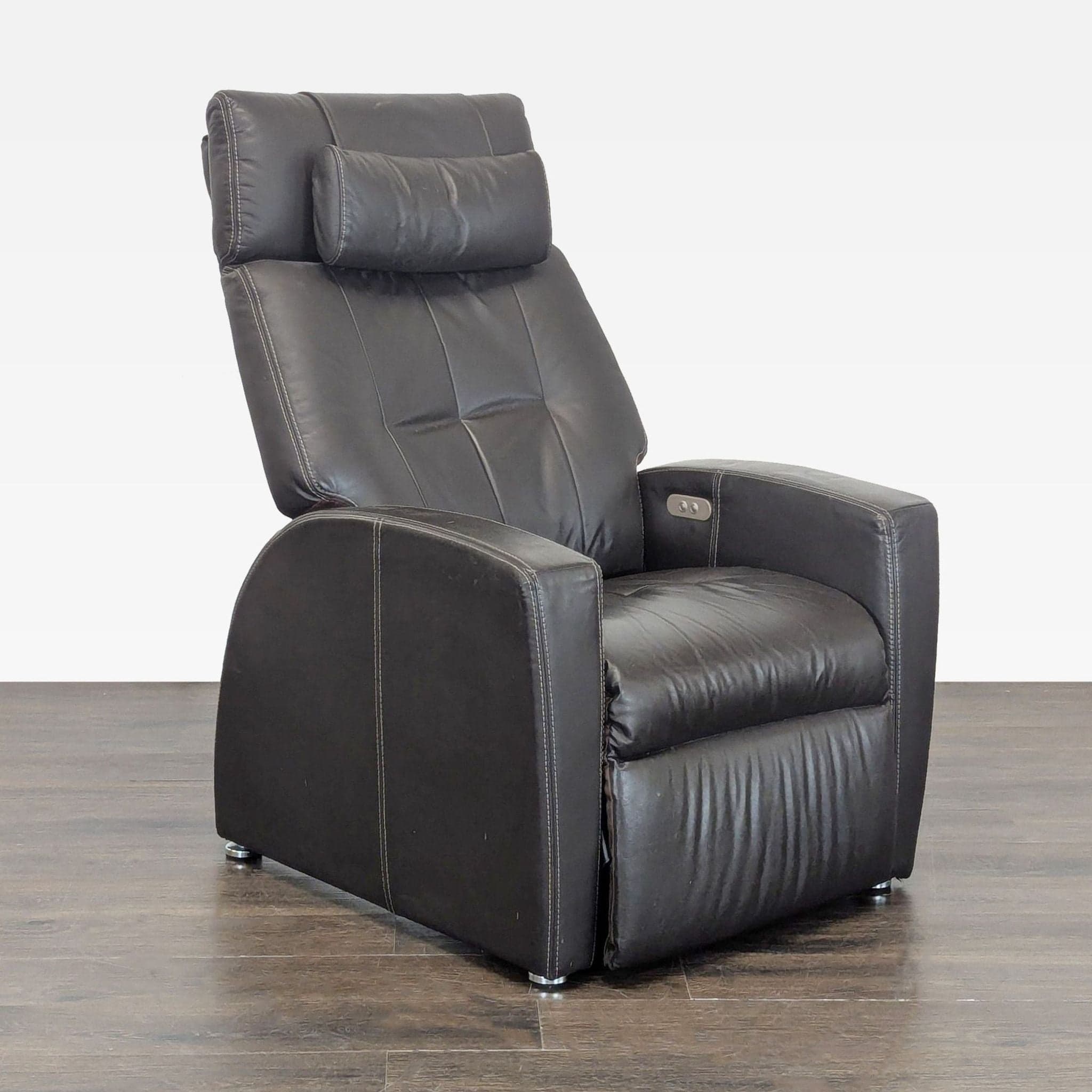 Positive Posture Leather Electric Recliner Lounge Chair - Thumbnail 3
