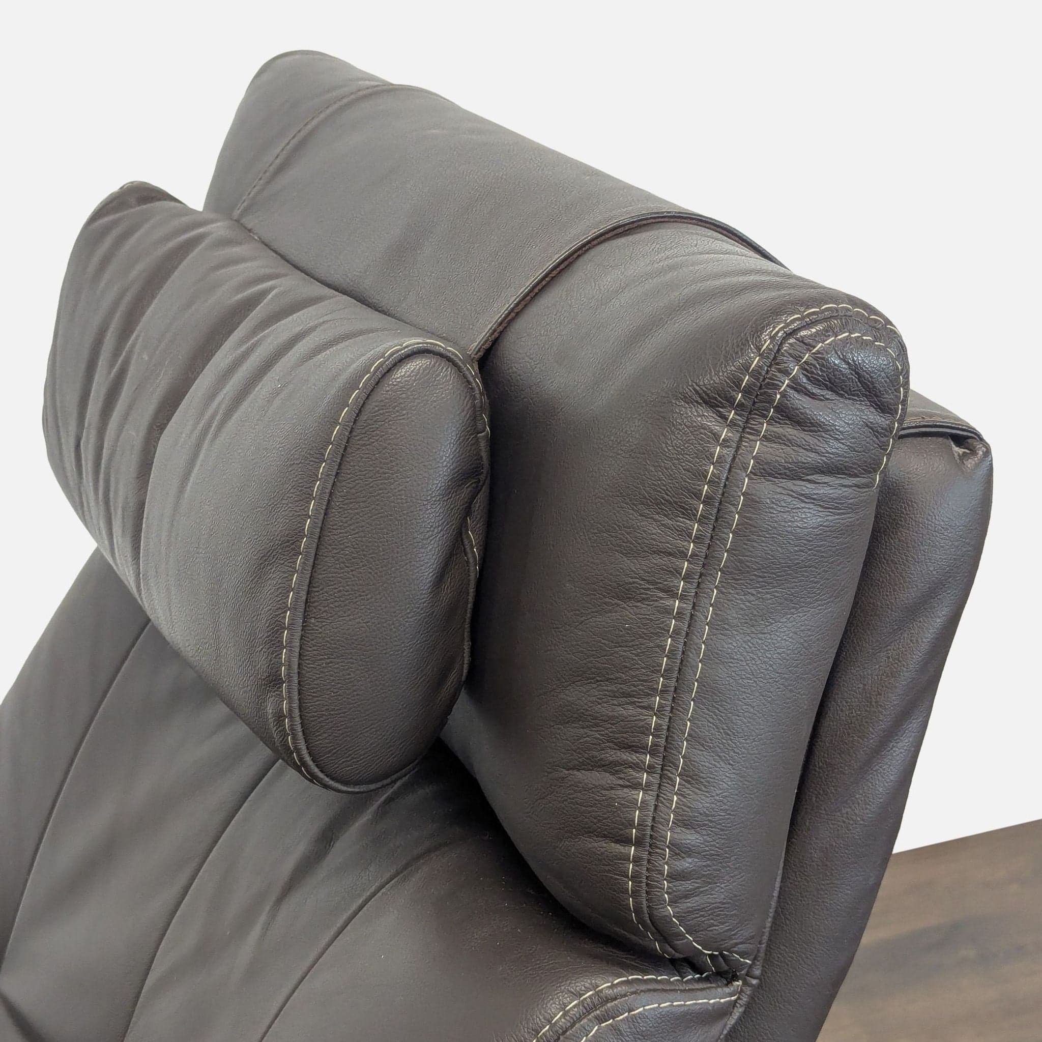 Positive Posture Leather Electric Recliner Lounge Chair - Thumbnail 4