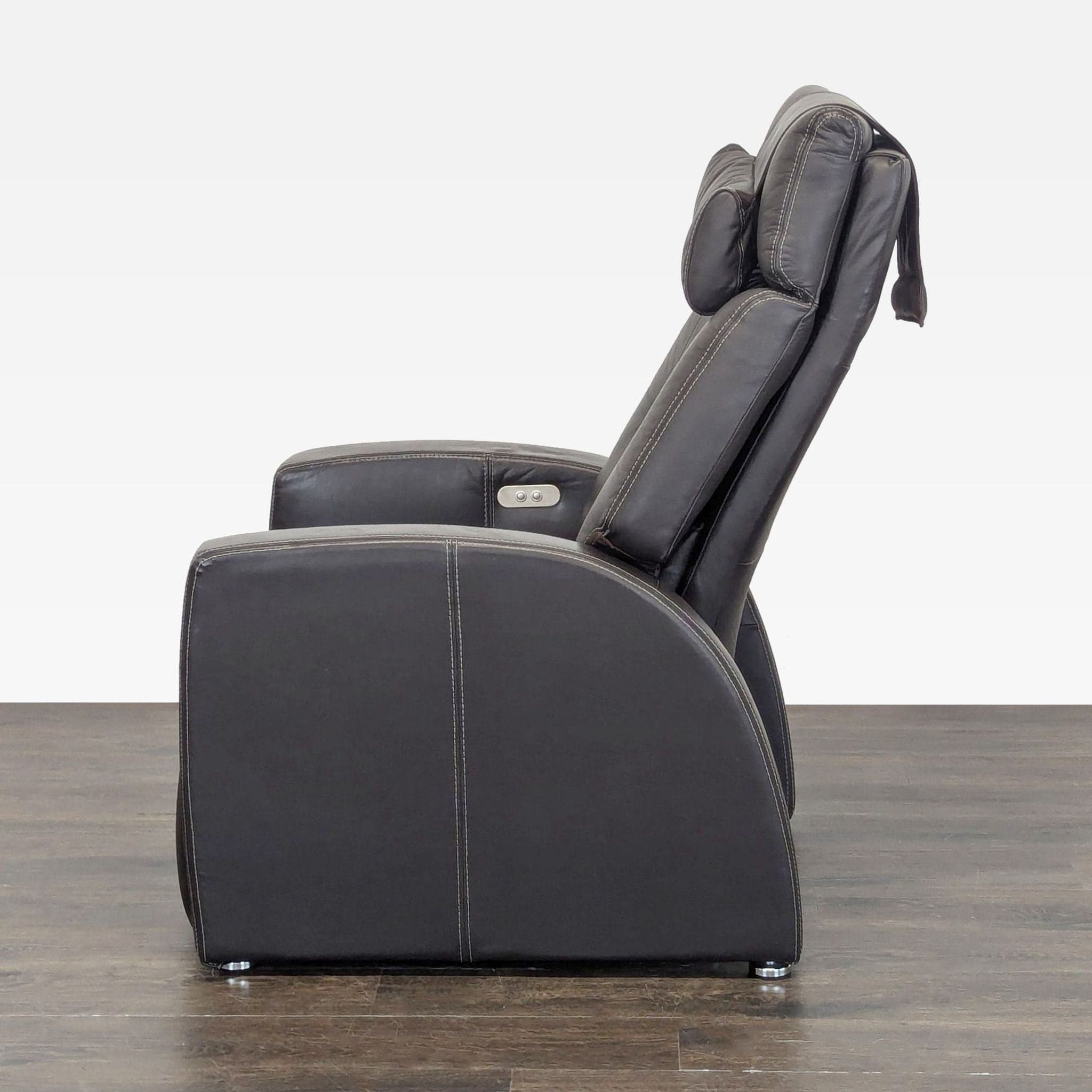 Positive Posture Leather Electric Recliner Lounge Chair - Thumbnail 8