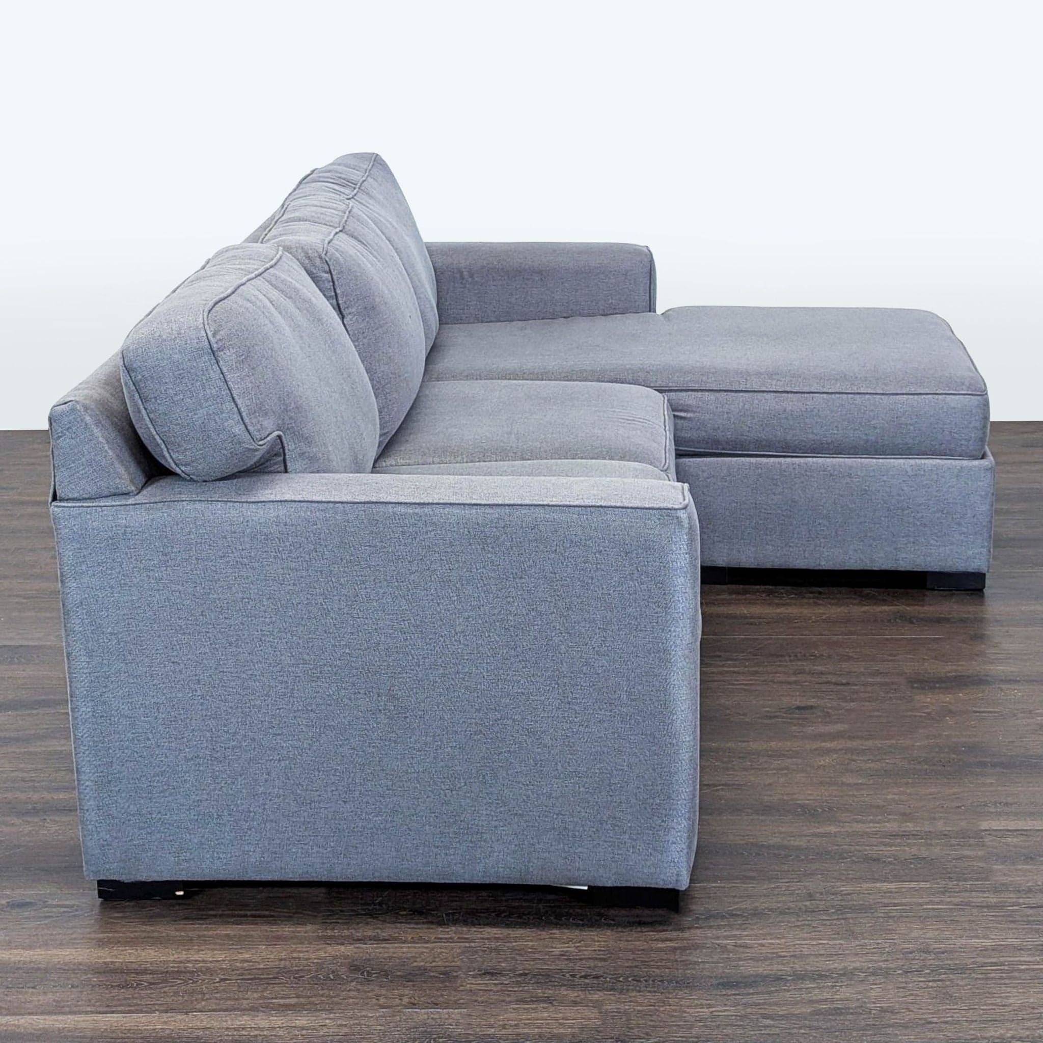 Jonathan Louis Gray Sectional Sleeper Sofa with Right Chaise - Thumbnail 4