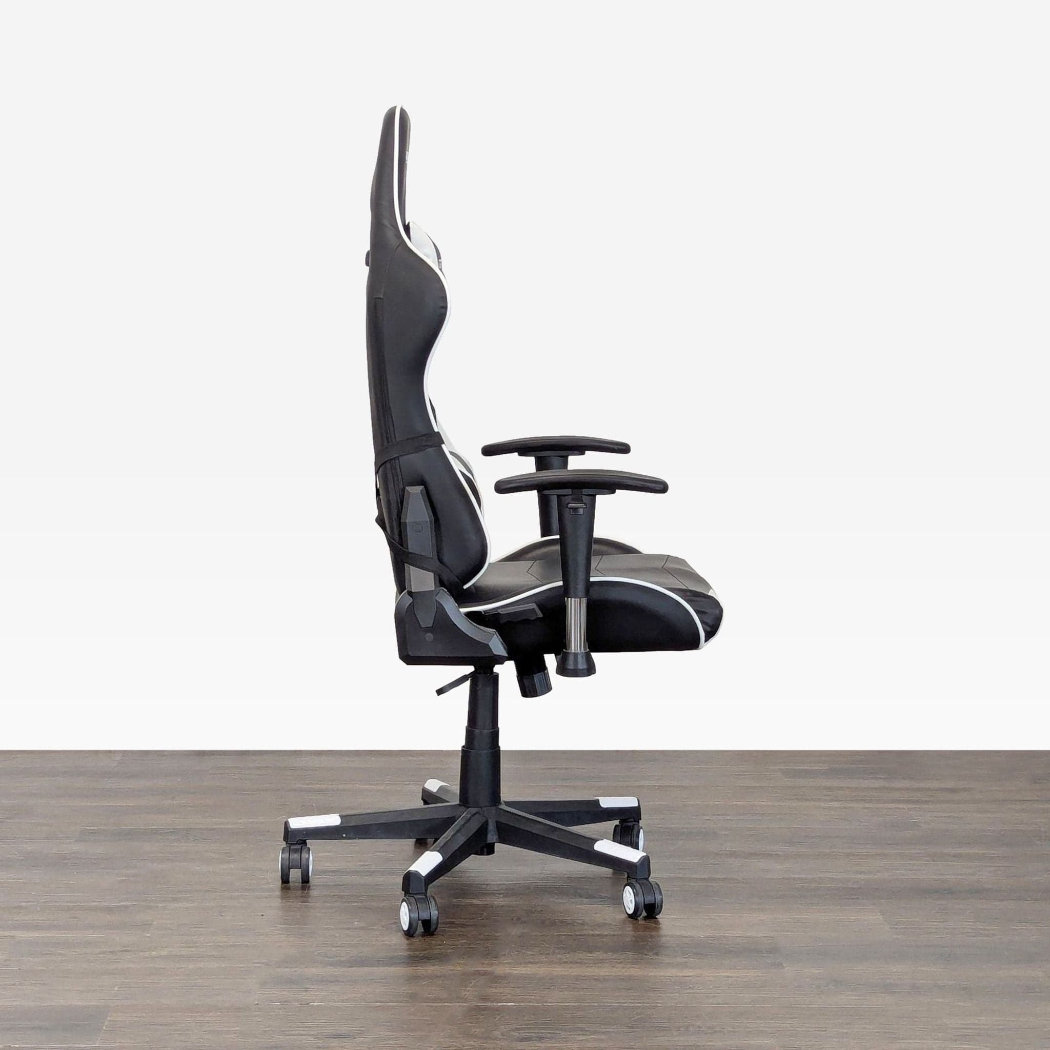 GTRacing GT099 Black and White Ergonomic Gaming Chair with Adjustable Armrests - Thumbnail 4