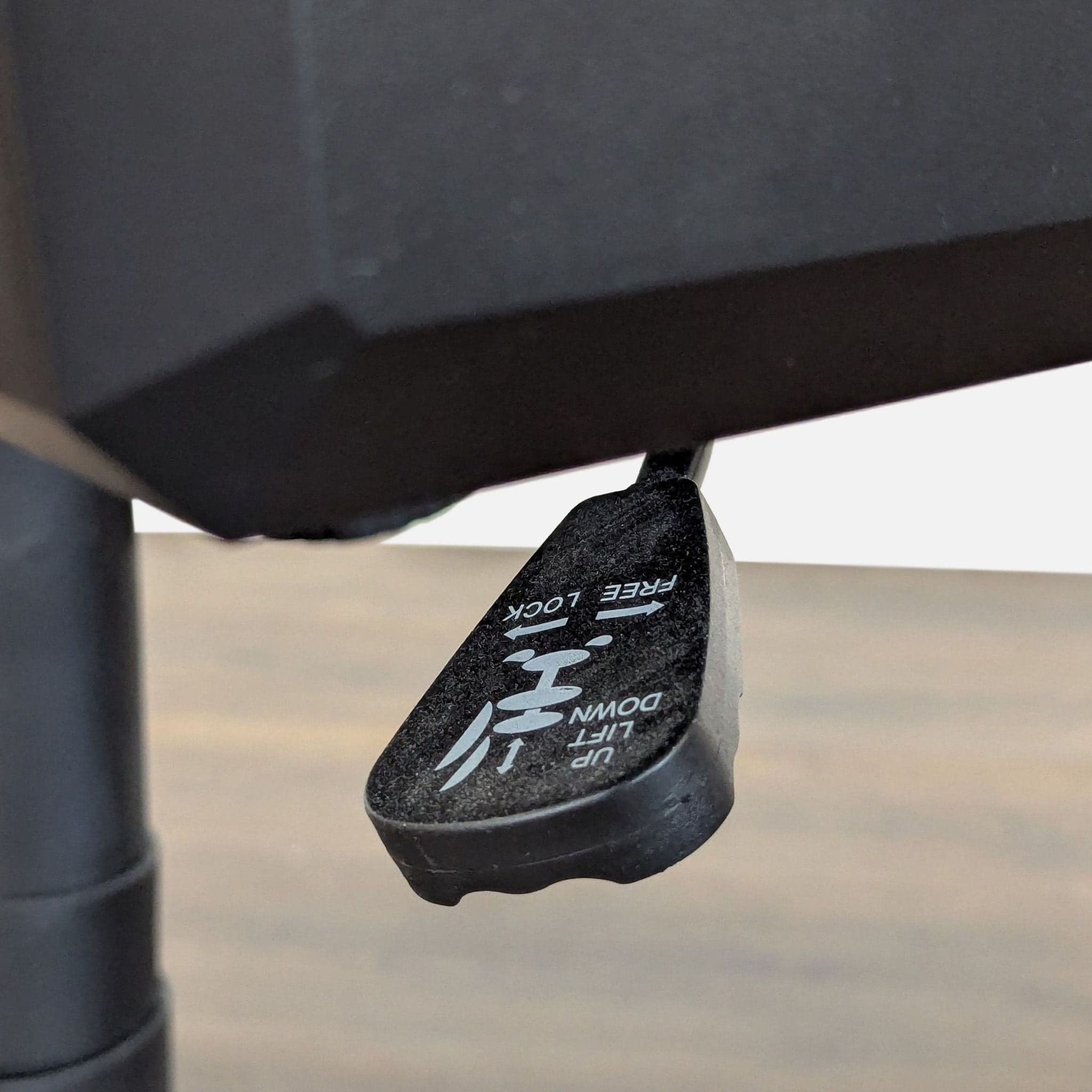 GTRacing GT099 Black and White Ergonomic Gaming Chair with Adjustable Armrests - Thumbnail 7