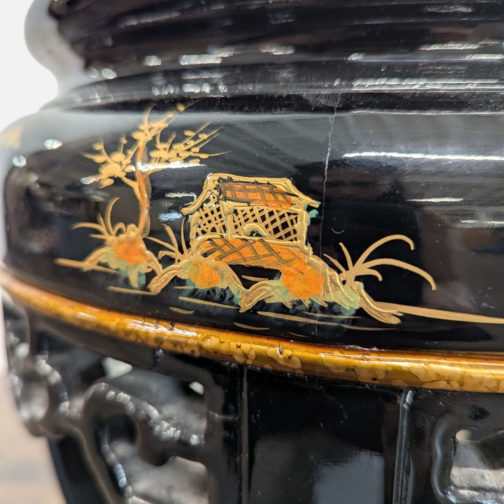 Lacquered Chinoiserie Stool/Display Stand - Thumbnail 4