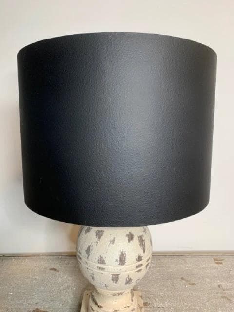 *NEW* White Distressed Table Lamp with Black Shade - Thumbnail 3