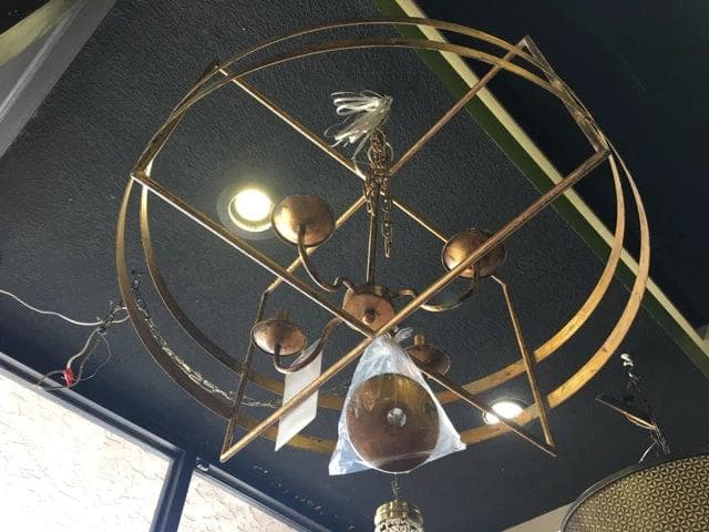 *NEW* Round 4 Light Gold Distressed Chandelier - Thumbnail 4