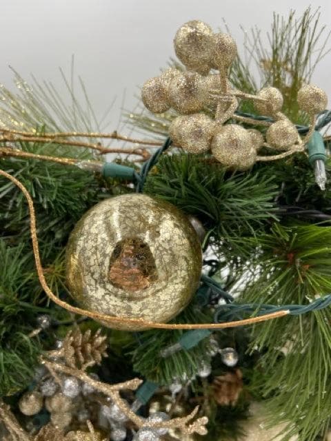 Garland with Gold and Silver Ornaments, Bells and Twigs - Thumbnail 2