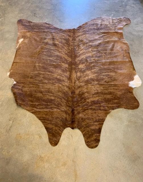 *NEW* 6'x6' Two-Toned Brown Cowhide - Image 1