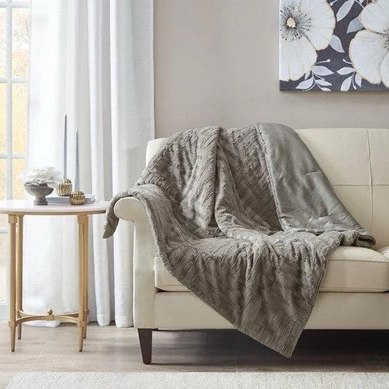 *NEW* Arctic Ultra Plush Down Alternative Throw-Grey - Image 1