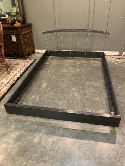 Full Size Mid Century Metal & Wood Bed - Thumbnail 2