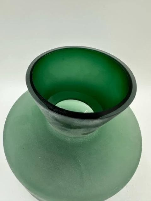 *NEW* Sanford Dark Green Vase - Thumbnail 2