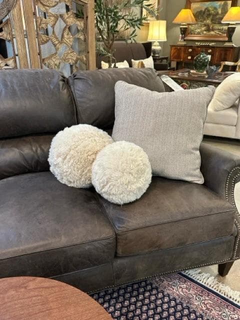 *NEW* Set of Two 11" & 9" Round Cream Faux Fur Accent Pillows - Thumbnail 2