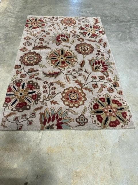 5 X 8 Sureya Athena Wool Multicolor Rug - Image 1