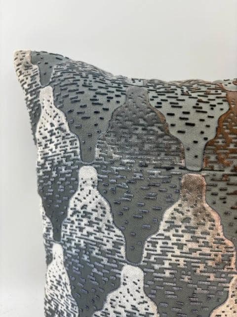 Kevin Obrien Mod Fretwork Velvet Throw Pillow - Thumbnail 2