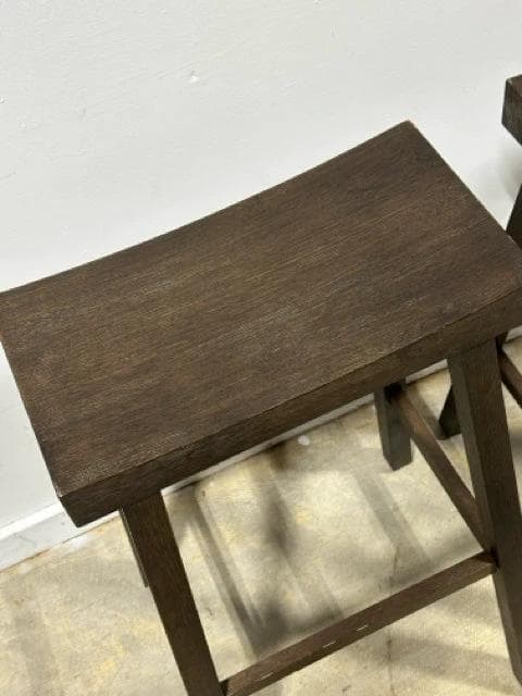 Set Of 3 Wooden Bar Height Stools - Thumbnail 3