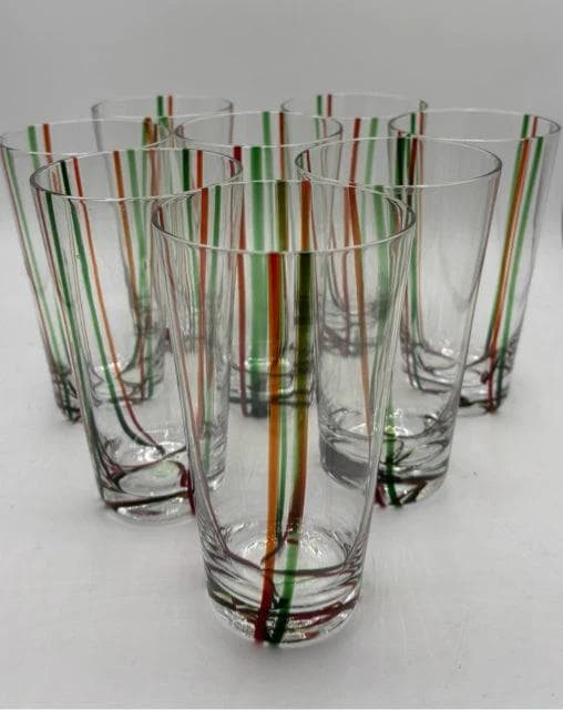 Set of 8 Candy Cane Striped Drinking Glasses - Image 1