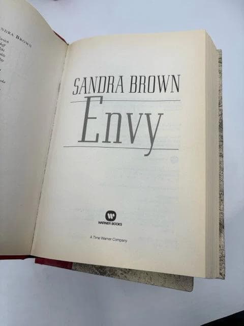 Set of 9 Dragon Spine Book Collection - Thumbnail 9