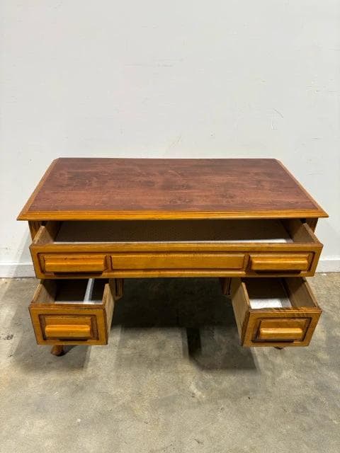 Wooden Accent Table With 3 Drawers - Thumbnail 3