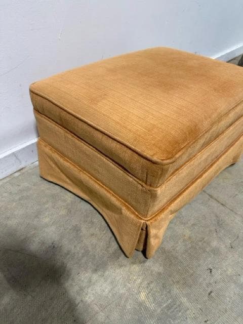 Orange Skirted Ottoman - Thumbnail 2