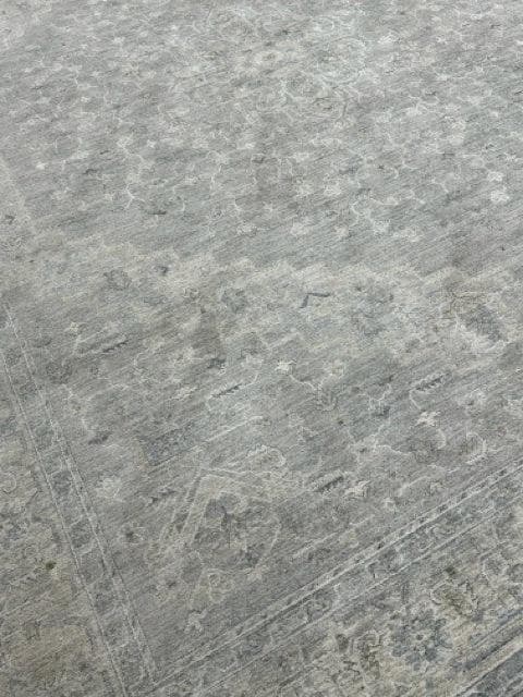 Surya 10'x14' Avant Garde Gray Area Rug - Thumbnail 3