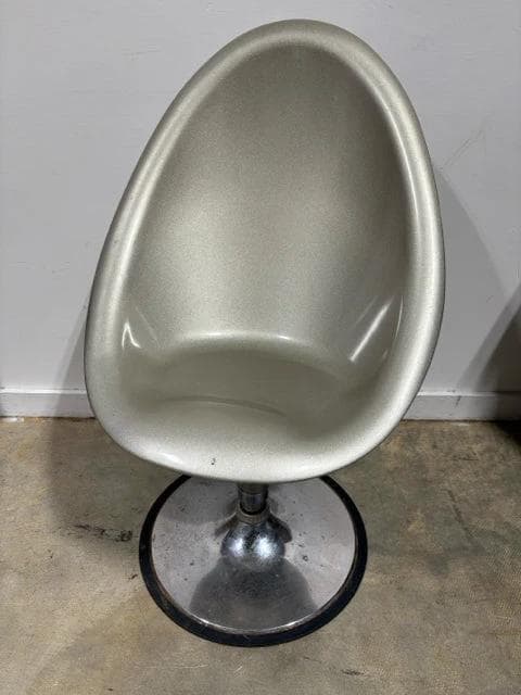 Adjustable Silver Fiberglass Oval Egg Chair AS IS - Image 1