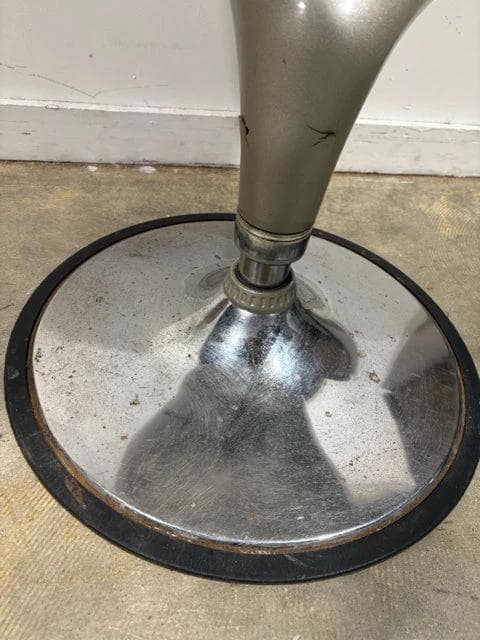 Adjustable Silver Fiberglass Oval Egg Chair AS IS - Thumbnail 3