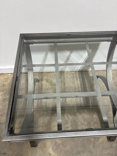 Silver Metal Lattice End Table With Beveled Glass Top - Thumbnail 3